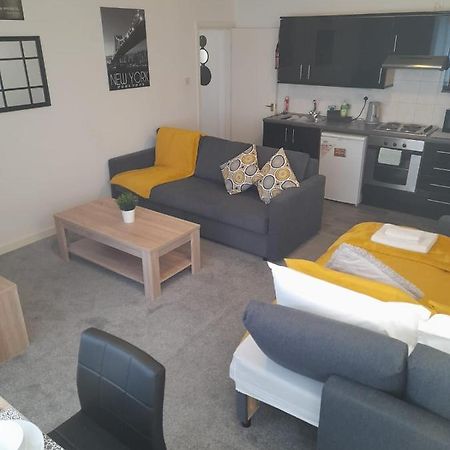 Ferienwohnung Flat 4 Corner House Doncaster Exterior foto